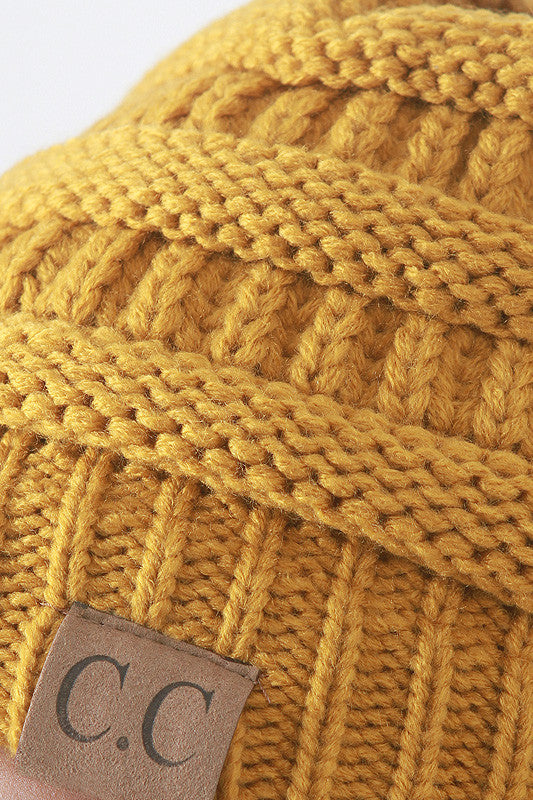 Solid Ridged Knit Beanie