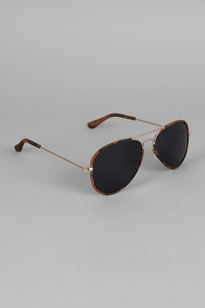 Multi-Tone Trim Aviator Sunglasses