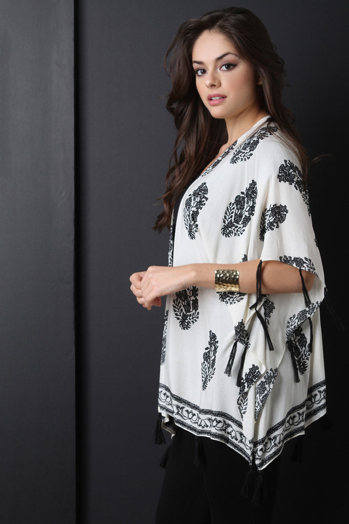 Printed Lace Motif Tassel Trim Kimono